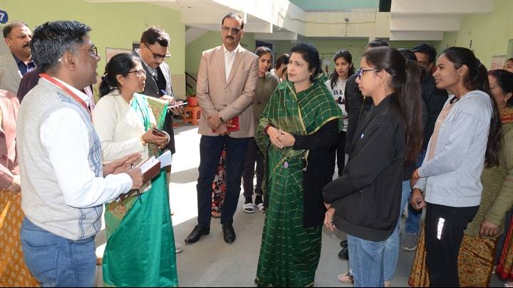 पिछड़ा वर्ग के छात्रावासों में भी दी जाएगी मेस सुविधा